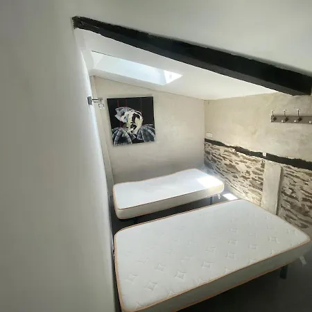 Maison En Pierre Au Bord De L'eau بيت للعطل Trébas